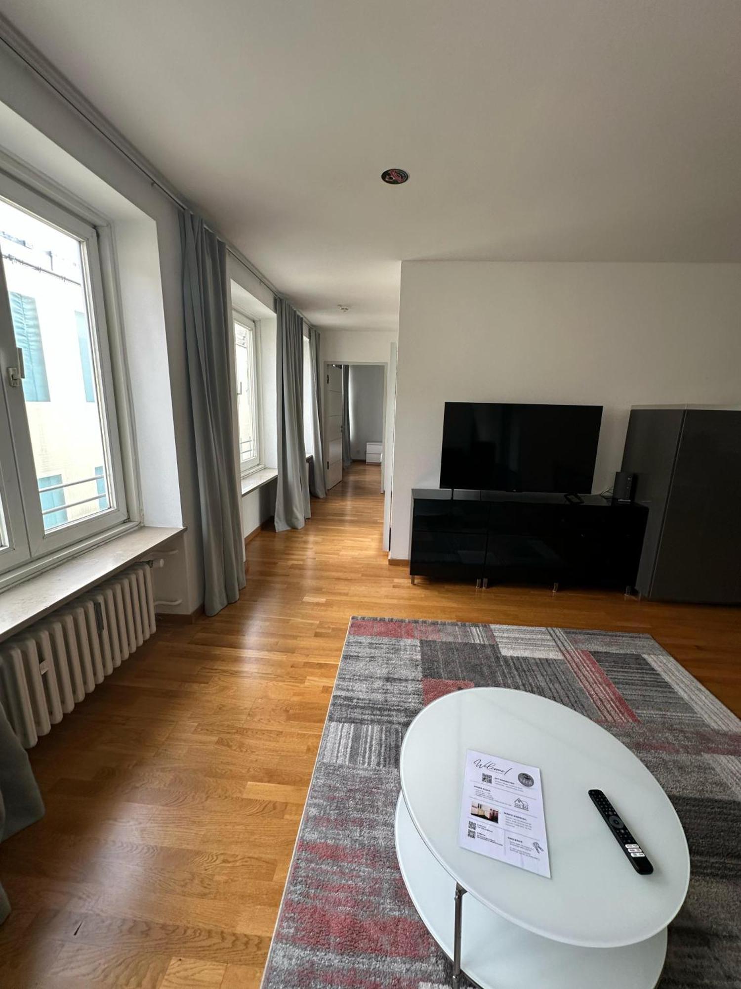 Al Nafurah Apartments München Eksteriør bilde