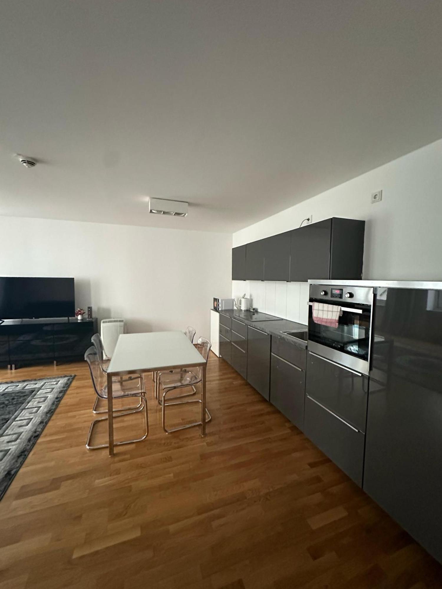Al Nafurah Apartments München Eksteriør bilde