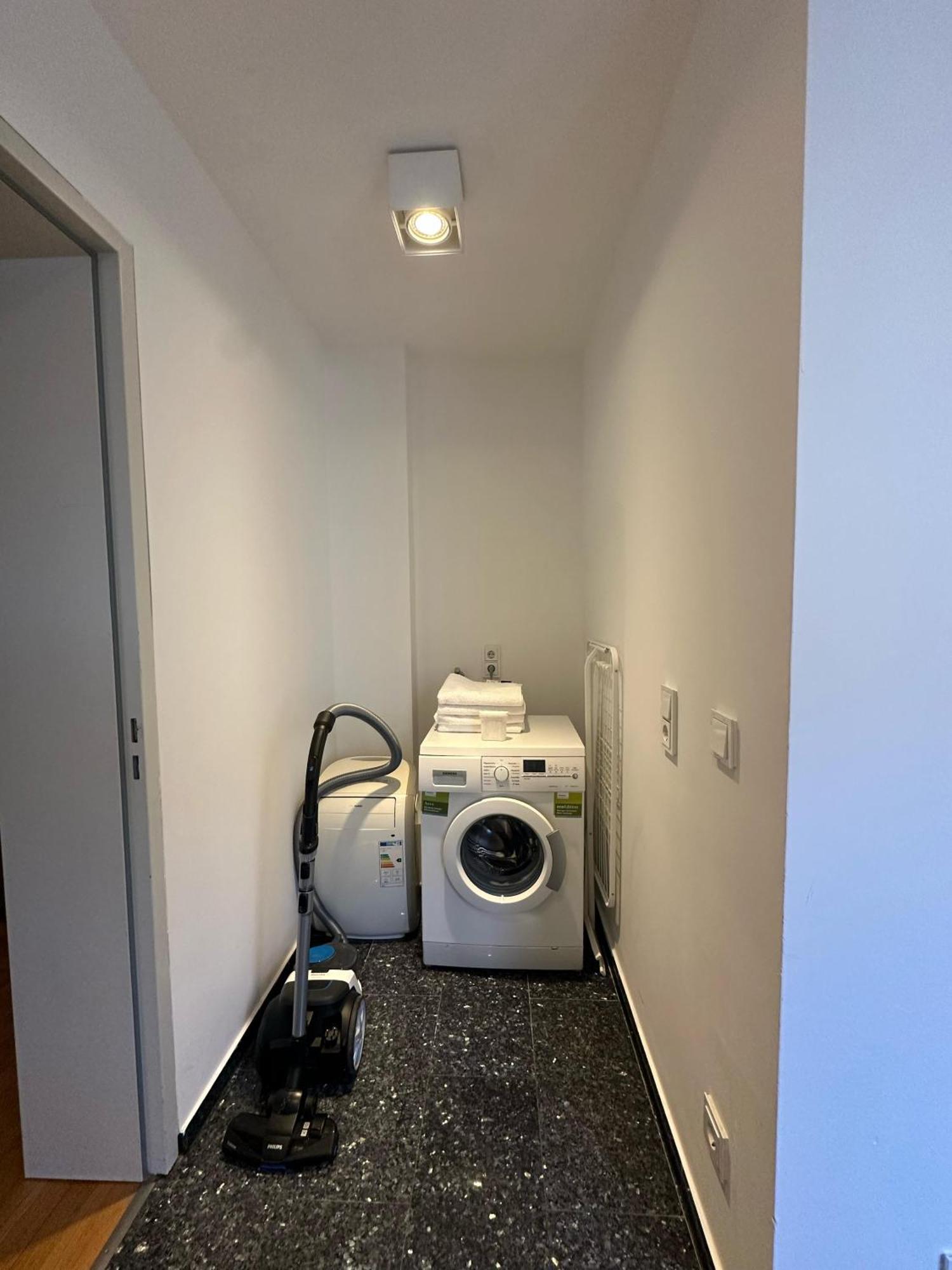 Al Nafurah Apartments München Eksteriør bilde