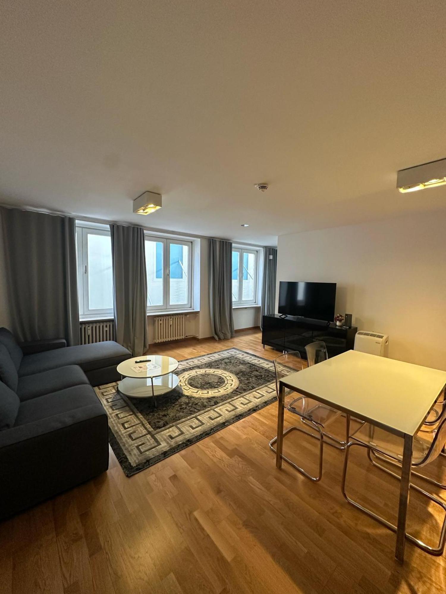 Al Nafurah Apartments München Eksteriør bilde