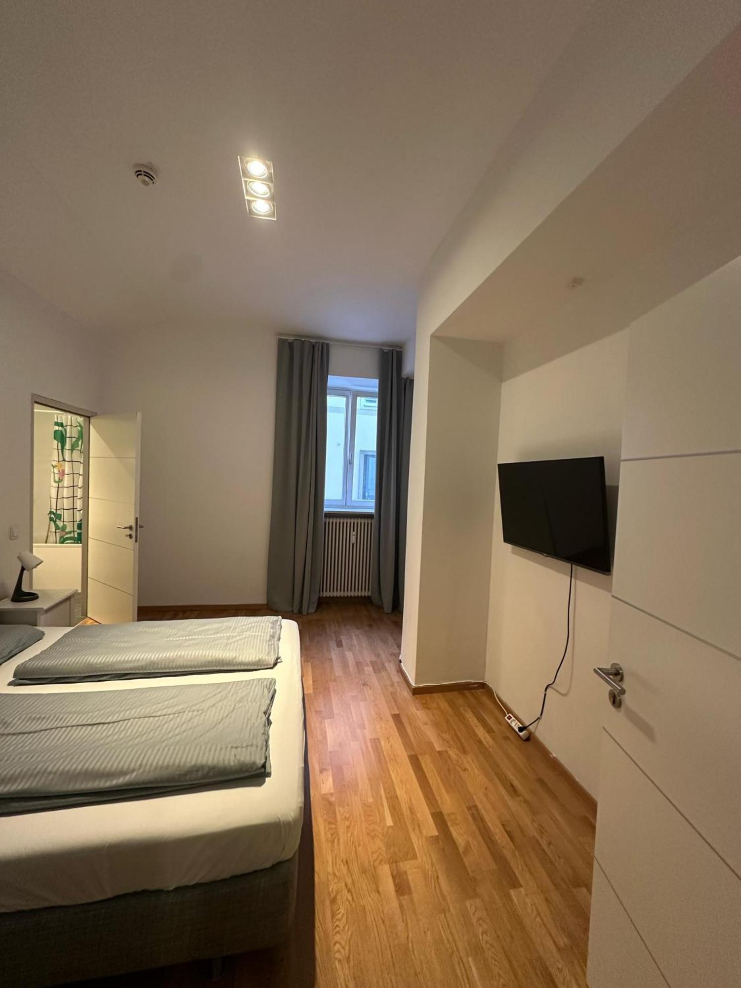 Al Nafurah Apartments München Eksteriør bilde